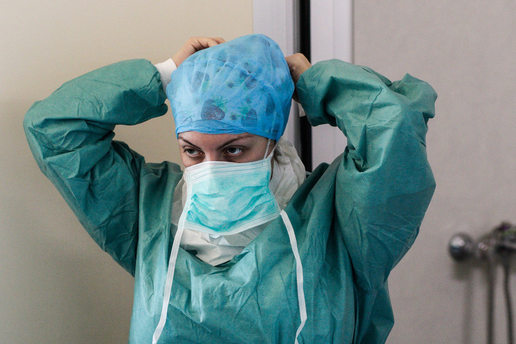 «Καμπανάκι» ΠΟΕΔΗΝ για τους νοσηλευτές: Πάνω από 12.000 αποχωρήσεις από τα δημόσια νοσοκομεία