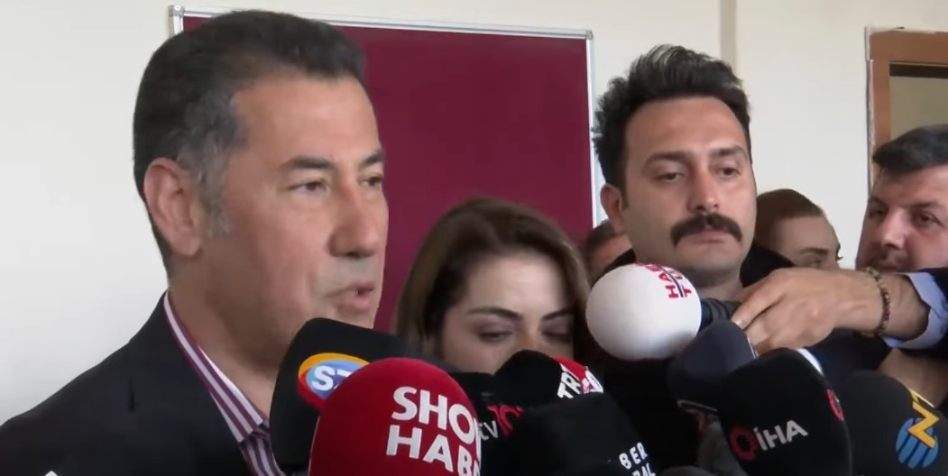 Εκλογές στην Τουρκία: Ο Ογάν δηλώνει «ανοιχτός στον διάλογο» με τους δύο υποψήφιους προέδρους