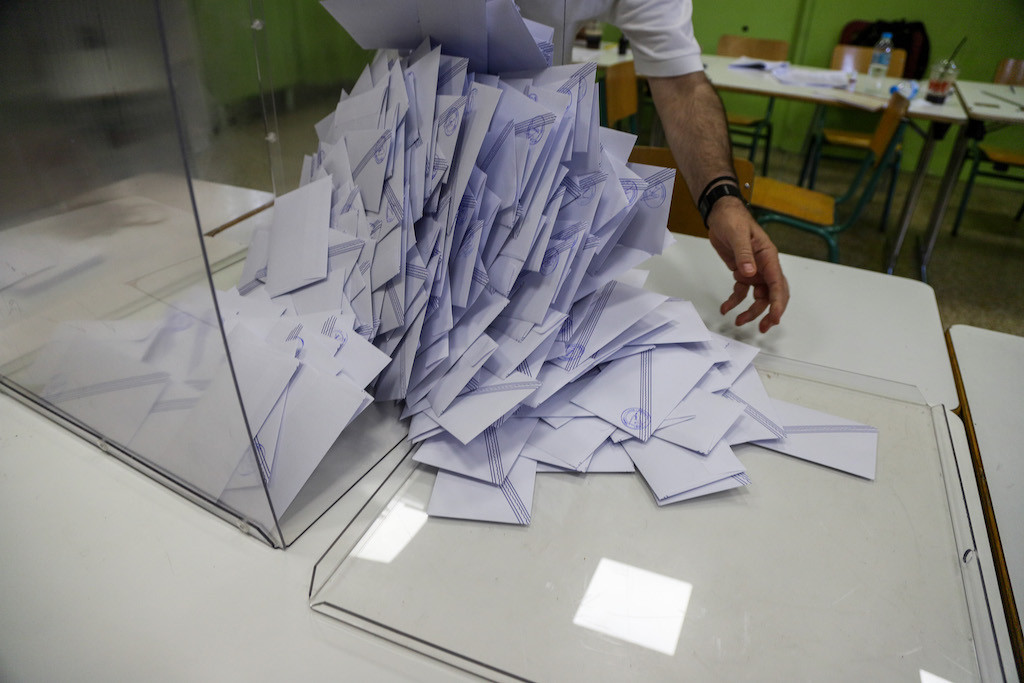 Εκλογές 2023: Στο 16% τα κόμματα εκτός Βουλής – Δεύτερο υψηλό στη μεταπολίτευση