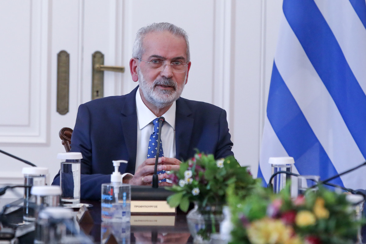 Ιωάννης Σαρμάς: «Σήμερα θα καθορίσουμε την κυβερνητική πολιτική μέχρι τις 25 Ιουνίου»