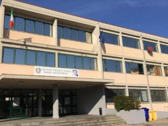 Ιταλία: Μαθητής μαχαίρωσε καθηγήτρια μέσα στην τάξη