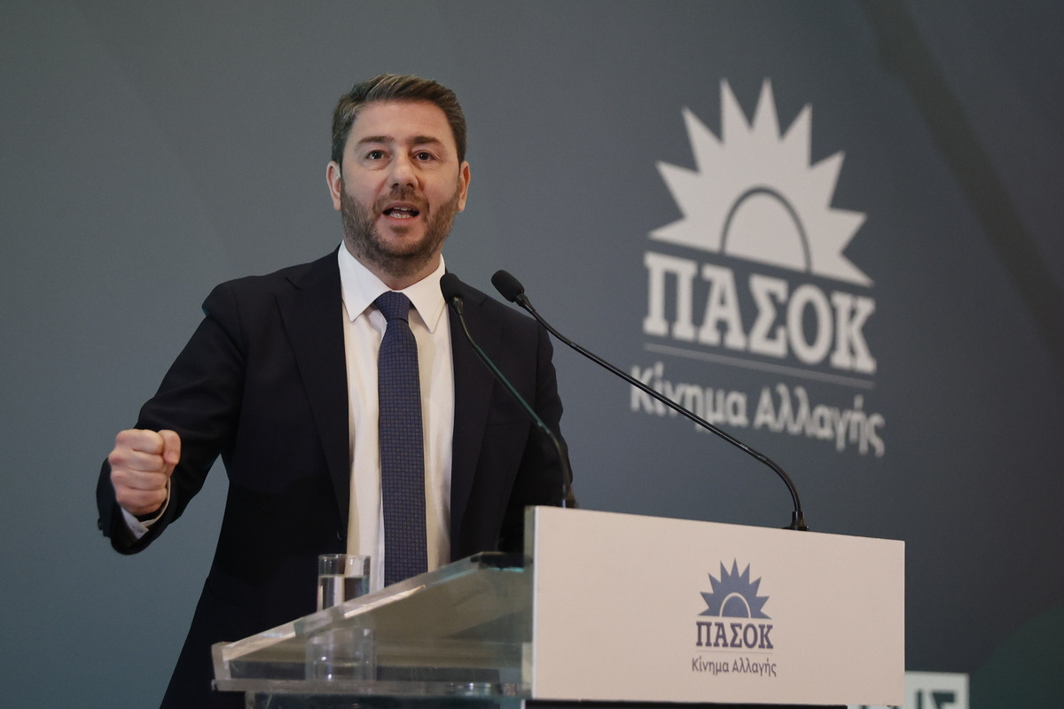 Ανδρουλάκης: Φορολογική δικαιοσύνη προς όφελος της μεσαίας τάξης και των πιο αδύναμων