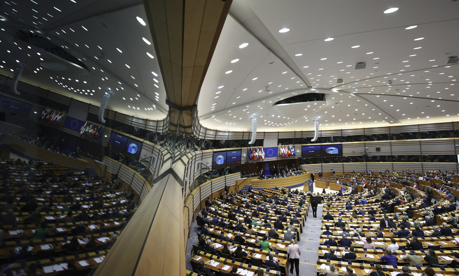 Ευρωκοινοβούλιο: Άρση ασυλίας Γεωργούλη – Σπυράκη