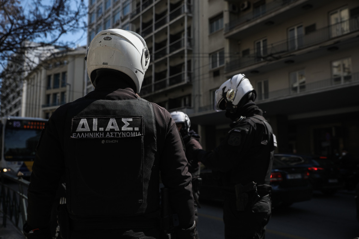 Γλυφάδα: Συνελήφθη «τραπεζίτης» μεγάλων εγκληματιών για ξέπλυμα 250 εκατ. ευρώ