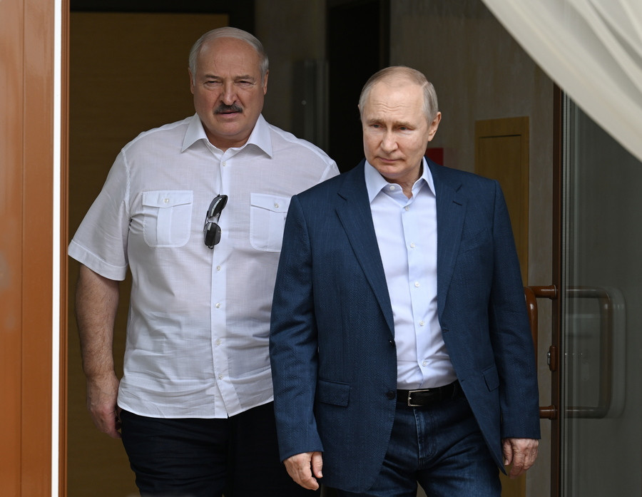 Λουκασένκο: «Αν η Δύση περάσει τα όρια, θα πονέσει πολύ»