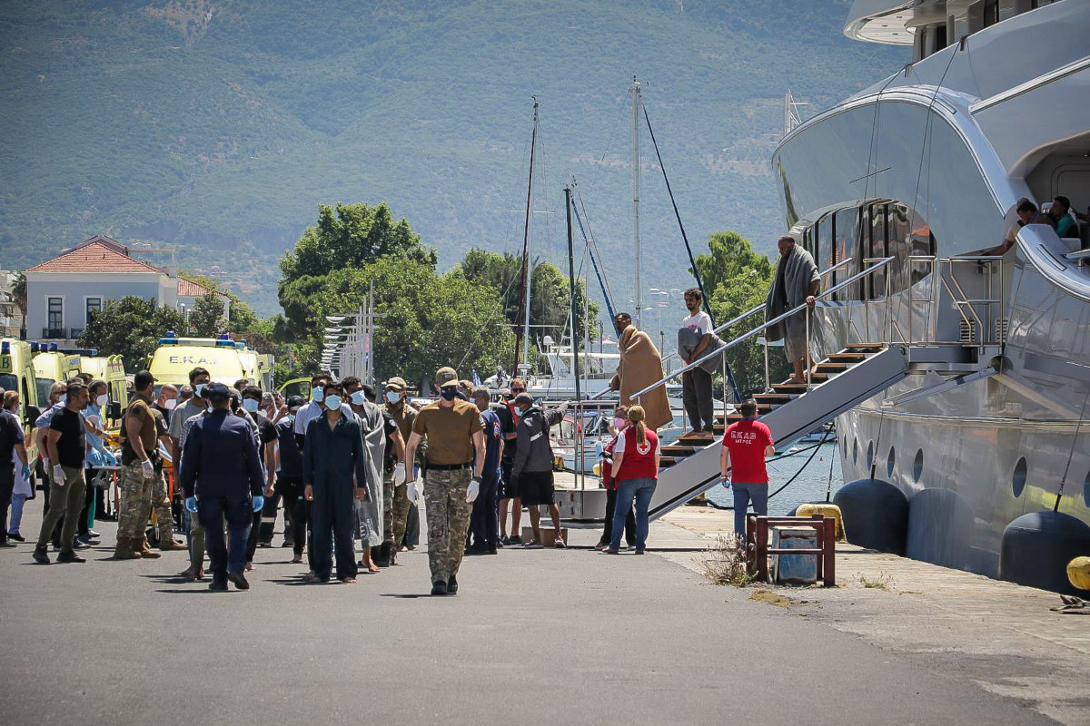 «Καρφιά» από διεθνή ΜΜΕ για το ναυάγιο: Το μπαλάκι ευθυνών μεταξύ Αθήνας, Frontex και Ρώμης