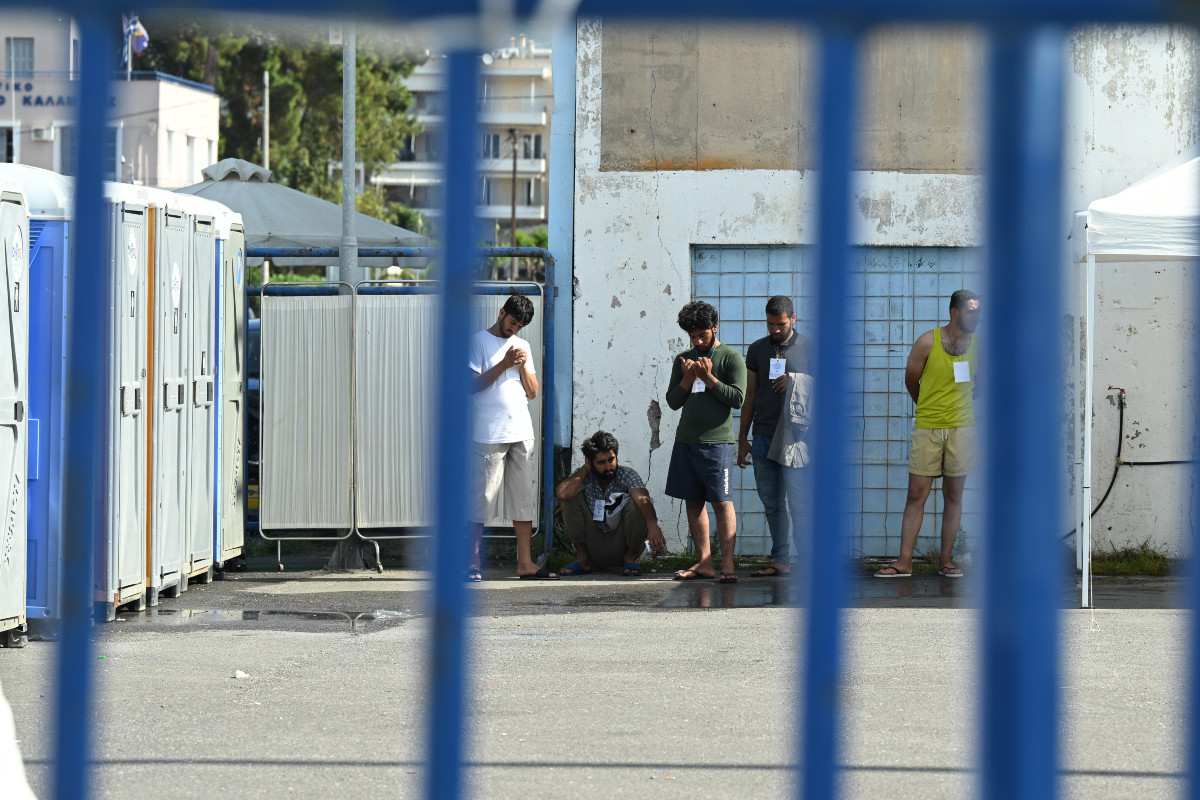 Ναυάγιο στην Πύλο: Προσωρινά κρατούμενοι και οι εννέα φερόμενοι ως διακινητές