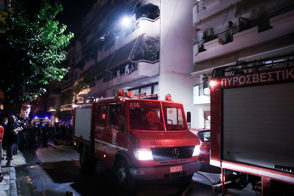 Αθήνα: Νεκρός άνδρας από φωτιά σε διαμέρισμα