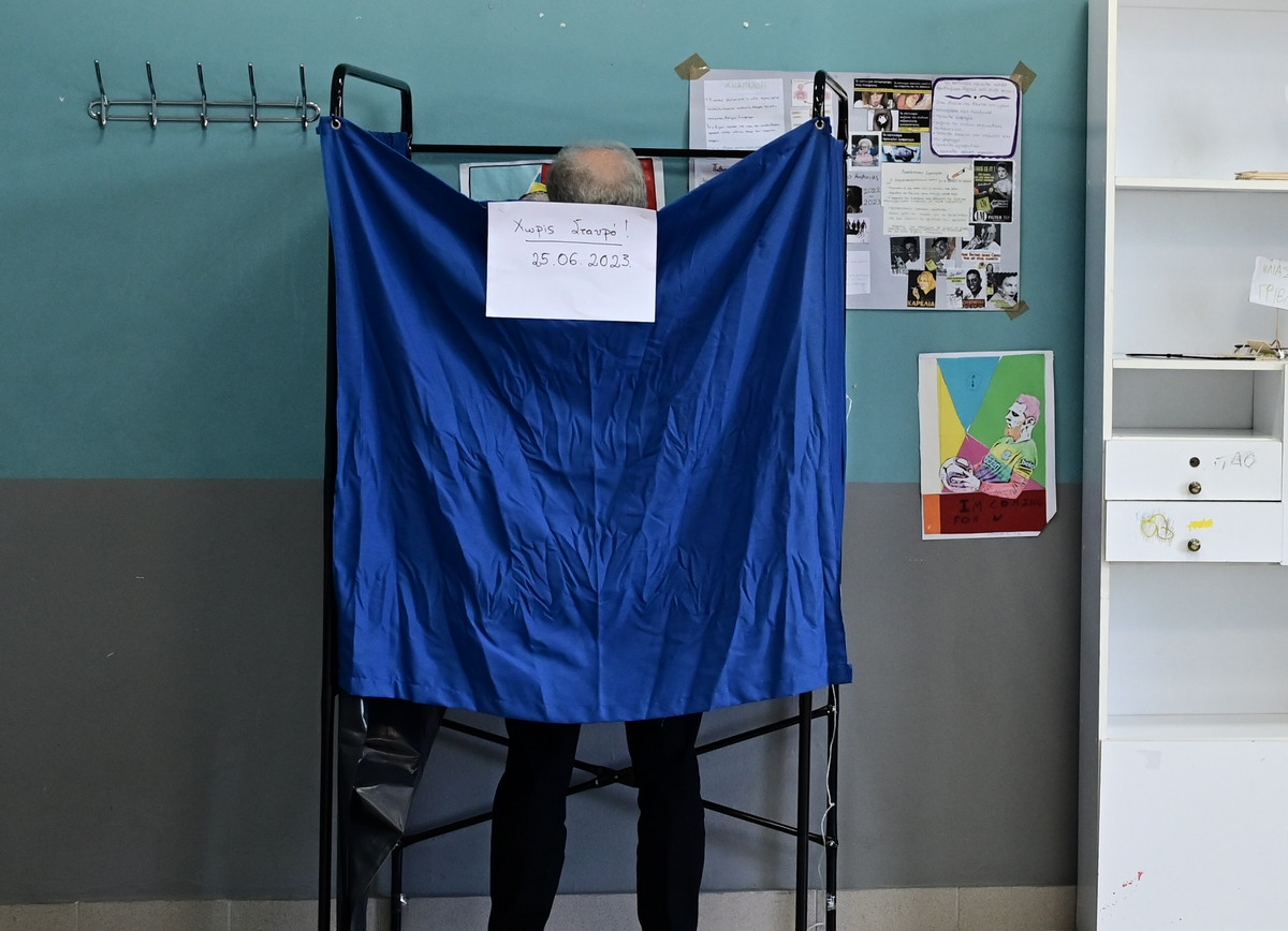 Εκλογές 2023: Με προβλήματα άνοιξαν οι κάλπες στην Αιτωλοακαρνανία
