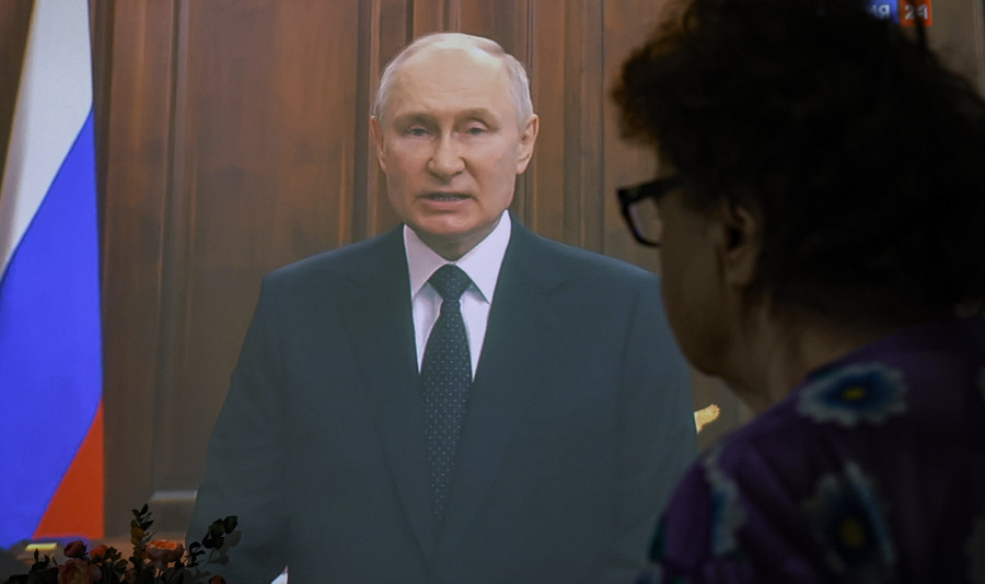 Ρωσία: Πρώτη εμφάνιση Πούτιν μετά την ανταρσία της Wagner