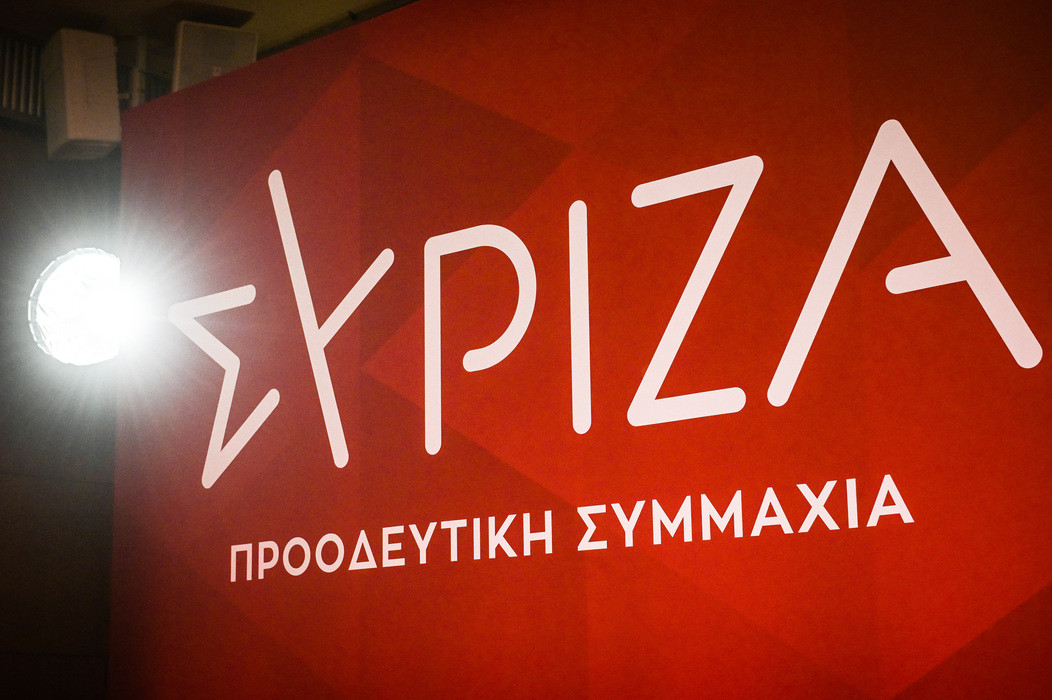 ΣΥΡΙΖΑ: Ετοιμάζει την είσοδο ιδιωτών στο ΕΚΑΒ ο Μητσοτάκης