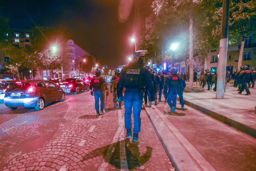 Γαλλία: Επίθεση στο σπίτι δημάρχου σε προάστιο του Παρισιού