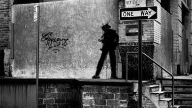 prin-apo-ton-mpanksi-itan-o-shadowman-0