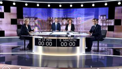 ti-trechei-me-tin-eyropi-ti-le-pen-kai-tin-ellada-0