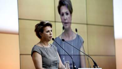 oi-pylones-toy-kyvernitikoy-schedioy-gia-ti-metarrythmisi-tis-dimosias-dioikisis-0