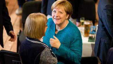 me-fileleytheroys-kai-prasinoys-thelei-na-sygkyvernisei-i-merkel-0