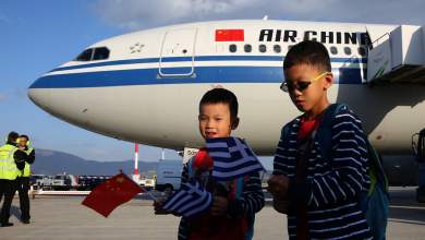 i-athina-syndethike-aeroporika-me-to-pekino-i-proti-apeytheias-ptisi-vinteo-0