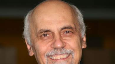 efyge-o-fotis-kafatos-themeliotis-tis-moriakis-viologias-stin-ellada-0