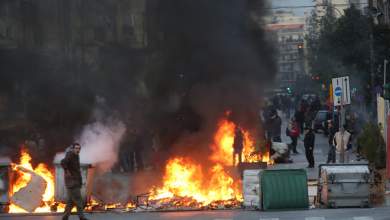 apantisi-syriza-stis-apeiles-tis-thyras-7-se-lathos-gipedo-dialexan-na-paixoyn-0
