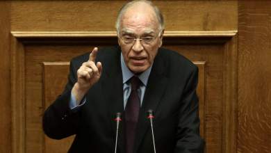 leventis-theologoi-kai-agioreites-moy-eipan-na-min-psifiso-tin-anadochi-apo-omofyla-zeygaria-0
