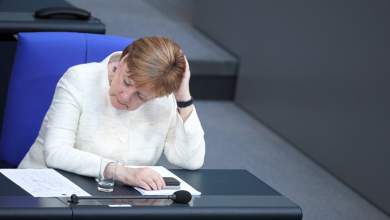 efialtis-dichos-telos-to-prosfygiko-gia-ti-merkel-0