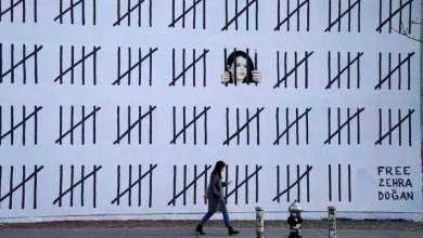 to-eycharisto-tis-zechra-ntogan-ston-banksy-0