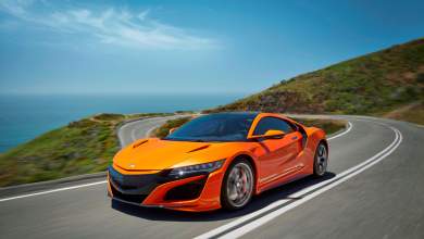 anavathmizontas-ena-yvridiko-supercar-honda-nsx-0