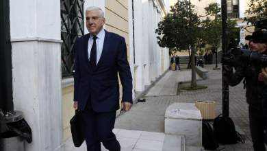 enopion-ton-anakriton-diafthoras-to-zeygos-papantonioy-0