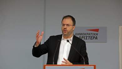 theocharopoylos-i-fofi-gennimata-egkateleipse-tis-theseis-kai-tis-eyropaikis-sosialdimokratias-0