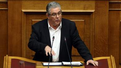 o-koytsoympas-to-syntagma-kai-o-stalin-0