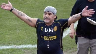 o-marantona-tha-anagnorisei-tria-paidia-poy-echei-stin-koyva-0