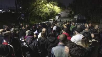 akrodexio-paralirima-kai-nazistikoi-chairetismoi-enantion-roma-se-proastio-tis-romis-vinteo-0