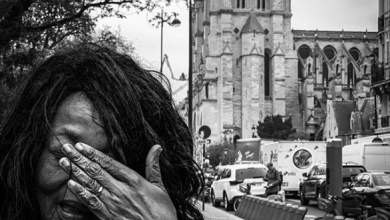 nikos-aliagas-mia-fotografia-chilies-lexeis-gia-tin-panagia-ton-parision-foto-0