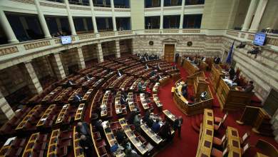 voyli-allazoyn-oi-syschetismoi-meta-tis-paraitiseis-meimaraki-asimakopoyloy-markoy-0