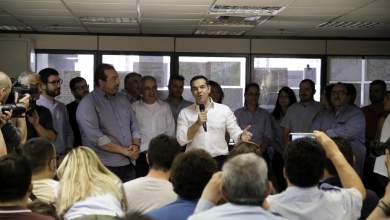 al-tsipras-na-afisoyme-piso-tin-palia-ellada-tis-anochis-stin-asydosia-kai-tin-paravatikotita-0