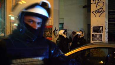 kratoysan-27-metanastes-fylakismenoys-se-spiti-stin-kypseli-0