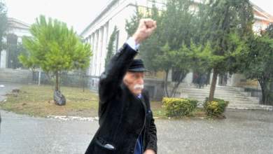 dieythyntis-genikoy-lykeioy-naxoy-ethnikos-iroas-o-manolis-glezos-anistoriti-i-apofasi-na-mi-metonomastei-to-scholeio-0