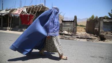 afganistan-oi-foititries-tha-prepei-na-foroyn-ampagia-kai-nikamp-0