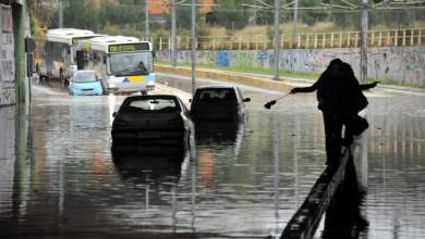 proeidopoiiseis-mpelavila-gia-plimmyres-se-athina-peiraia-ena-neo-potami-tha-ftasei-anempodista-ston-saroniko-0