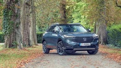 to-neo-yvridiko-honda-hr-v-ehev-kaiei-ligotero-stin-poli-ap-oti-sto-taxidi-0