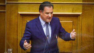 pyr-omadon-apo-tin-antipoliteysi-gia-to-nomoschedio-georgiadi-gia-tis-laikes-agores-0