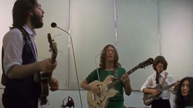 spanio-ntokoymento-gia-toys-beatles-oi-tesseris-thryloi-kentane-kai-aytoschediazoyn-mesa-sto-stoyntio-vinteo-0