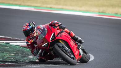 nea-ducati-panigale-v4-exelixi-dichos-oria-0