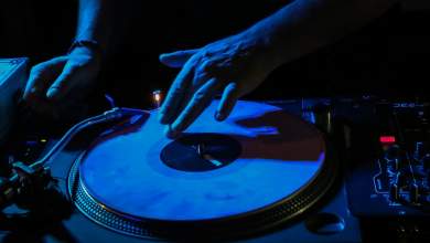 me-kyvernitiki-apofasi-ekatontades-djs-ektos-doyleias-choris-epidoma-0