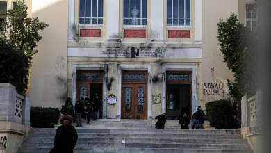 erotisi-syriza-gia-tis-kataggelies-se-varos-toy-kathigiti-tis-asoee-0