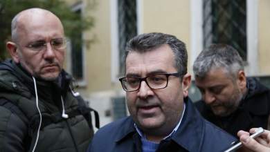 ekdikastike-i-agogi-tsipra-kata-koyrtaki-ekneyrismos-toy-proedroy-tis-edras-gia-tin-dimosiografiki-ermineia-toy-martyra-yperaspisis-0