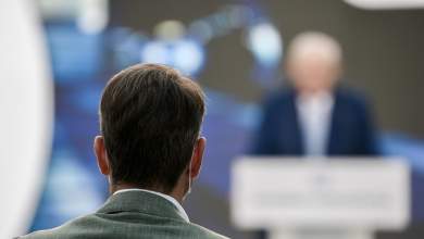 to-konsortsioym-poiosoi-epicheirimaties-exasfalisan-to-predator-gia-tin-kyvernisi-mitsotaki-0