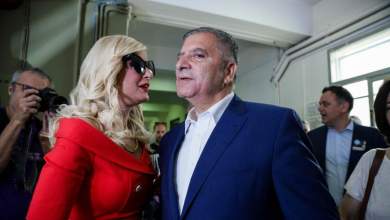 symvasi-patoyli-me-idiotiki-etaireia-gia-na-parakoloytheitai-i-proin-syzygos-toy-0