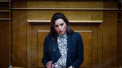 nomoschedio-gia-parakoloythiseis-anisychei-alla-yperpsifizei-i-kefalogianni-0