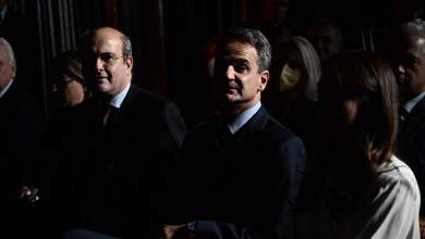 paromoiazei-tis-emfaniseis-mitsotaki-chatzidaki-me-to-zeygos-tramp-melania-i-kathimerini-0